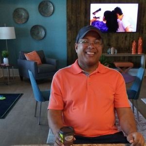 Meet your Posher, Eric